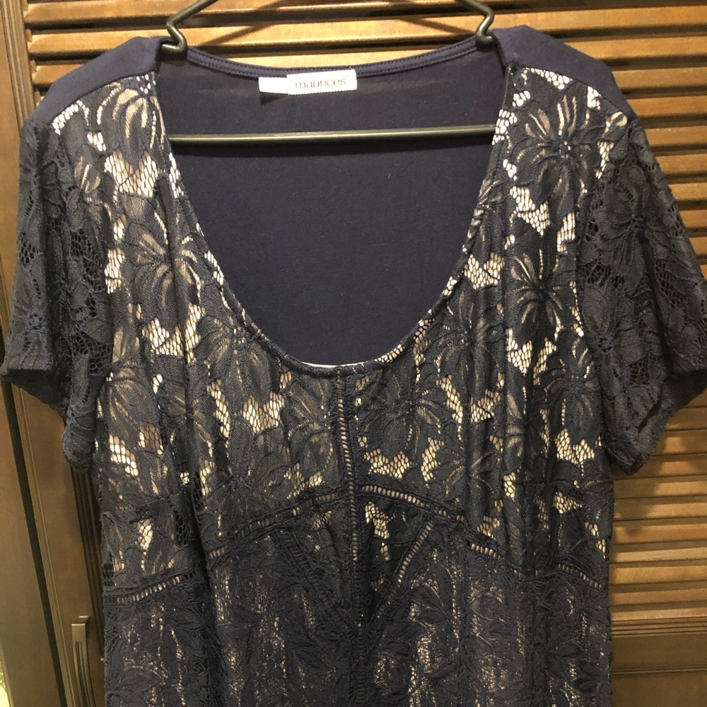 Maurices plus size 2  Navy Blue Floral lace Cream